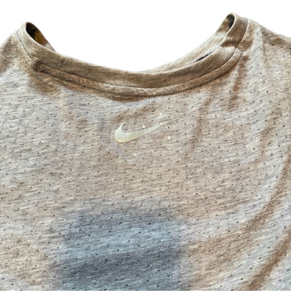 Nike Element Dri-FIT Running Crew Gray Men’s Medium Long Sleeve - Picture 6 of 7